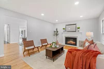 2116 Bucknell Terrace #35, Silver Spring, MD 20902 - Photo 4