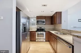 933 Hillside Lake Terrace, Gaithersburg, MD 20878 - Photo 10