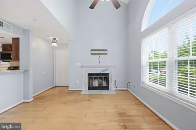 933 Hillside Lake Terrace #110, Gaithersburg, MD 20878 - Photo 6