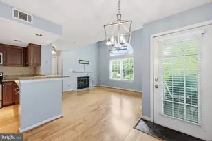 933 Hillside Lake Terrace, Gaithersburg, MD 20878 - Photo 8