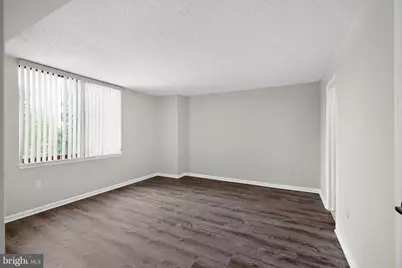 10101 Grosvenor Place #305, Rockville, MD 20852 - Photo 12