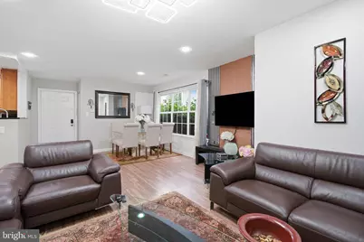 18516 Boysenberry Drive #204, Gaithersburg, MD 20879 - Photo 6