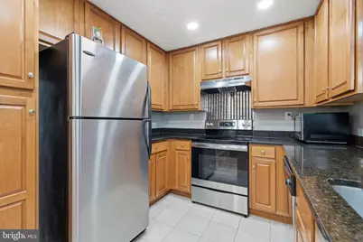 18516 Boysenberry Drive #204, Gaithersburg, MD 20879 - Photo 12