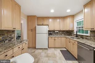 11937 Bayswater Rd, Gaithersburg, MD 20878 - Photo 12