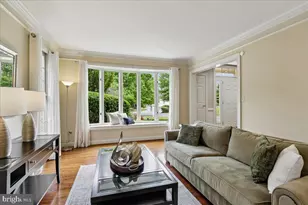 6006 Manor Oak Way, Bethesda, MD 20814 - Photo 4