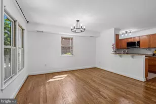 7861 Coddle Harbor Ln, Potomac, MD 20854 - Photo 10