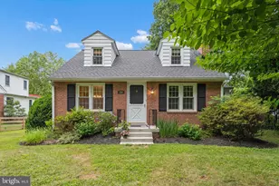 124 Chestnut Ave, Washington Grove, MD 20880 - Photo 1