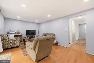 11529 Fenchurch Ct, Germantown, MD 20876 - Photo 10