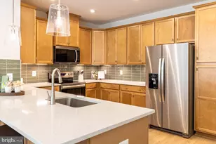 585 S Frederick Ave, Gaithersburg, MD 20877 - Photo 1
