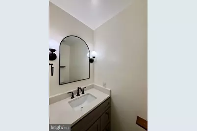 9730 Washingtonian Boulevard, Gaithersburg, MD 20878 - Photo 8