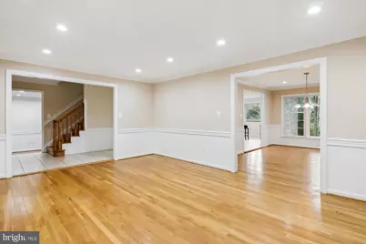 9309 Langford Court, Potomac, MD 20854 - Photo 4