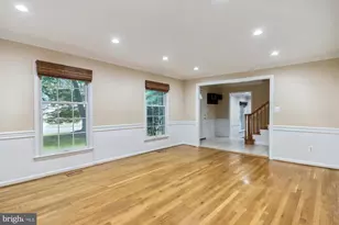 9309 Langford Ct, Potomac, MD 20854 - Photo 12