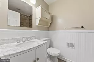 7817 Heatherton Ln, Potomac, MD 20854 - Photo 18