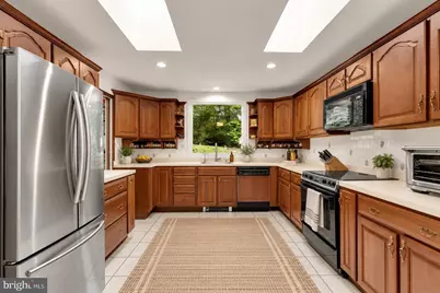 8406 Hartford Avenue, Silver Spring, MD 20910 - Photo 16