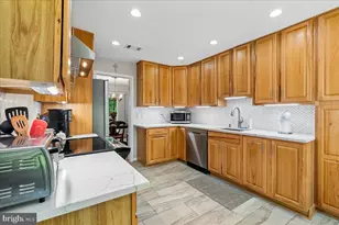 25 Tivoli Lake Ct, Silver Spring, MD 20906 - Photo 34