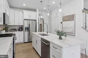 312 Legacy St, Gaithersburg, MD 20878 - Photo 4