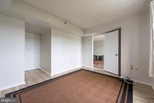 15101 Interlachen Dr, Silver Spring, MD 20906 - Photo 16