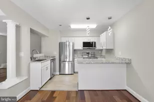 19306 Sandy Lake Dr, Gaithersburg, MD 20879 - Photo 10