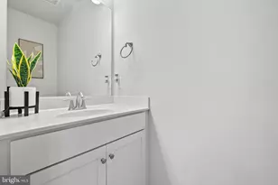 122 Dickenson Dr, Gaithersburg, MD 20878 - Photo 40