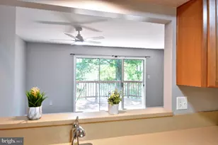 13326 Waterside Cir, Germantown, MD 20874 - Photo 12