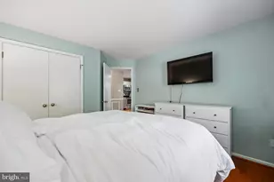 5702 Brewer House Cir, Rockville, MD 20852 - Photo 26