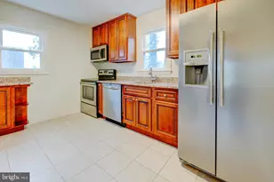 5214 Danbury Rd, Bethesda, MD 20814 - Photo 16