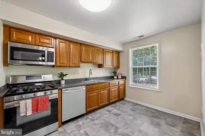 740 Quince Orchard Boulevard #102, Gaithersburg, MD 20878 - Photo 12