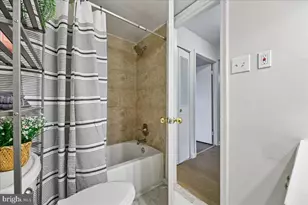 740 Quince Orchard Blvd, Gaithersburg, MD 20878 - Photo 18