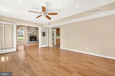 19613 Bodmer Avenue, Poolesville, MD 20837 - Photo 14