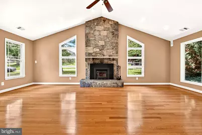 19613 Bodmer Avenue, Poolesville, MD 20837 - Photo 16