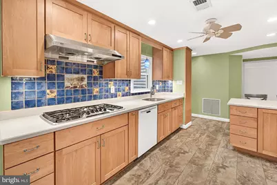 19613 Bodmer Avenue, Poolesville, MD 20837 - Photo 22