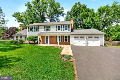 19613 Bodmer Avenue, Poolesville, MD 20837 - Photo 6