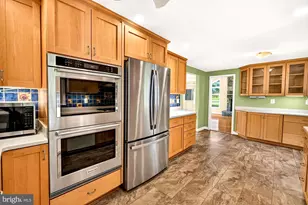 19613 Bodmer Ave, Poolesville, MD 20837 - Photo 20