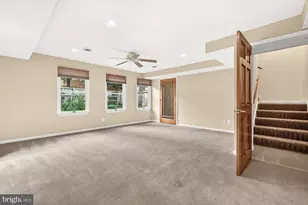 19613 Bodmer Ave, Poolesville, MD 20837 - Photo 28