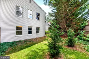 19613 Bodmer Ave, Poolesville, MD 20837 - Photo 10