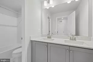 19542 Village Walk Dr, Montgomery Village, MD 20886 - Photo 22