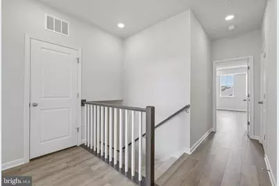 19542 Village Walk Drive, Montgomery Village, MD 20886 - Photo 12