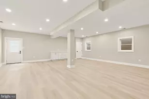 10700 Alloway Dr, Potomac, MD 20854 - Photo 54