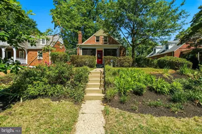 823 Bonifant Street, Silver Spring, MD 20910 - Photo 2