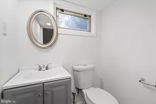 823 Bonifant St, Silver Spring, MD 20910 - Photo 32