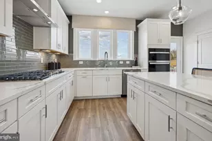 4810 Great Heron Aly, Boyds, MD 20841 - Photo 4