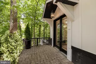 811 Sligo Creek Pkwy, Takoma Park, MD 20912 - Photo 2