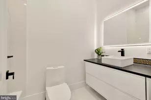 811 Sligo Creek Pkwy, Takoma Park, MD 20912 - Photo 38