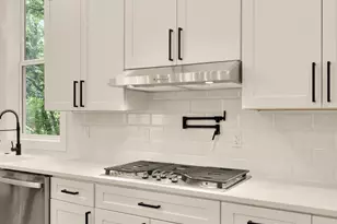 811 Sligo Creek Pkwy, Takoma Park, MD 20912 - Photo 26