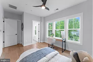 8104 Woodhaven Blvd, Bethesda, MD 20817 - Photo 38
