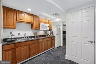 9817 Cherry Tree Ln, Silver Spring, MD 20901 - Photo 40