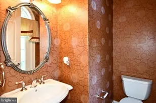 589 Cedar Spring St, Gaithersburg, MD 20877 - Photo 12
