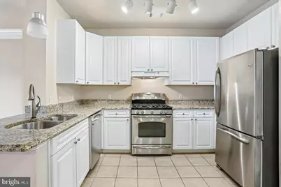 501 Hungerford Drive #105, Rockville, MD 20850 - Photo 6
