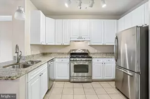 501 Hungerford Dr, Rockville, MD 20850 - Photo 6