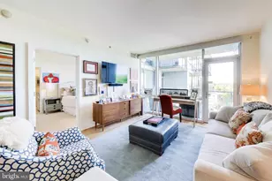 6820 Wisconsin Ave, Bethesda, MD 20815 - Photo 12